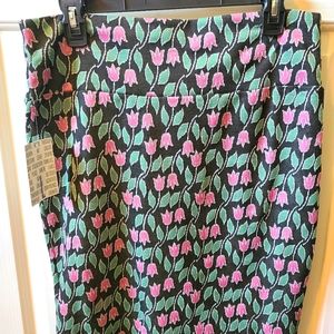 Lularoe Cassie Skirt size Large NWT tulip print